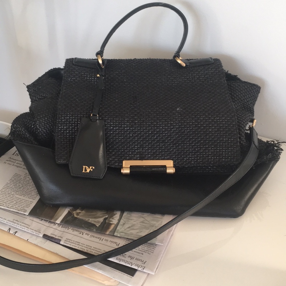 **WELL LOVED** DVF Raffia & leather 440 bag